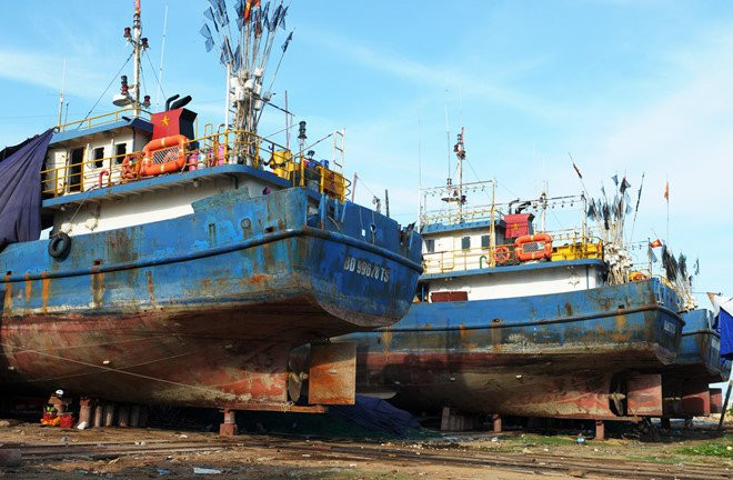 Tàu cá vỏ thép, nghị định 67, tàu rỉ sét, đăng kiểm,