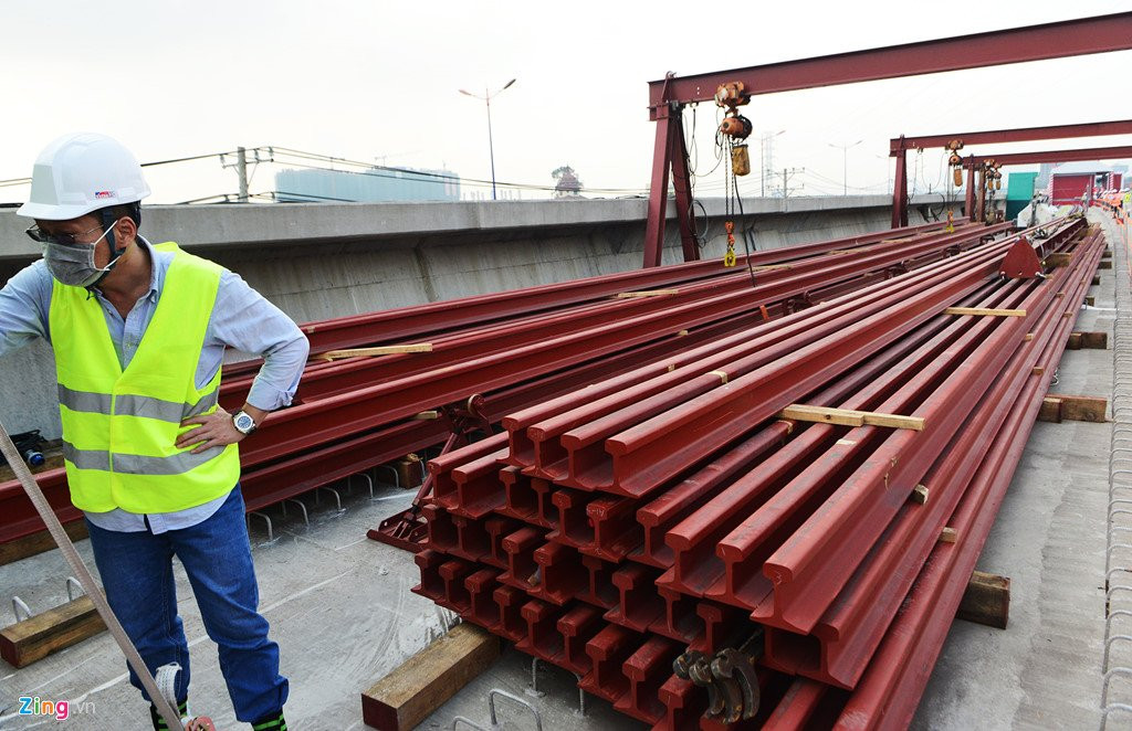 Can canh duong ray tuyen metro dau tien o Sai Gon hinh anh 5