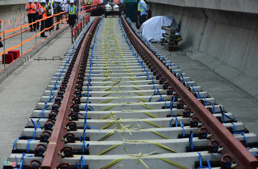 Can canh duong ray tuyen metro dau tien o Sai Gon hinh anh 7
