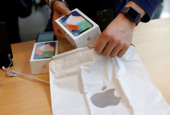 iPhone X giam nhanh ve muc 33 trieu tai Viet Nam hinh anh 1