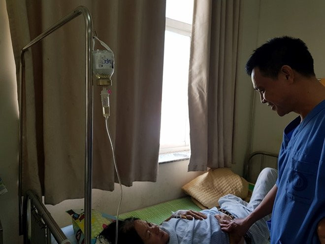 Noi am anh cua benh nhan tieu duong khi phai cat chan hinh anh 1