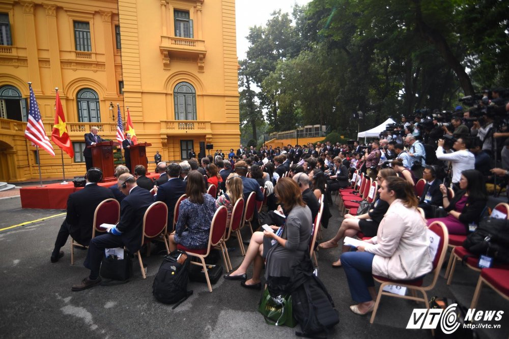 23516380_10210211776431191_738979561_o