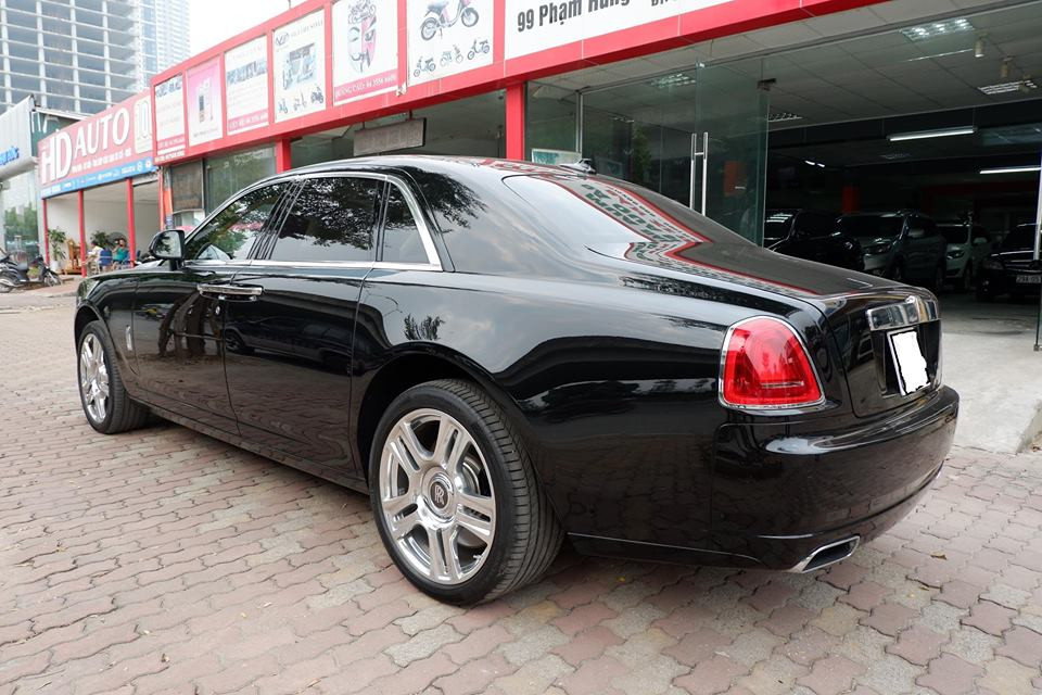 xe siêu sang cũ,thuế tiêu thụ đặc biệt,xe siêu sang,xe sang,kinh doanh xe cũ,Rolls Royce Ghost