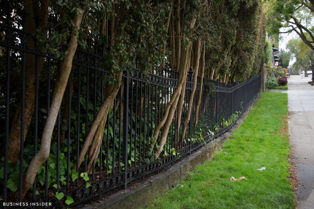 Can canh khu pho nha giau tai My tung bi ban voi gia 90.000 USD hinh anh 5