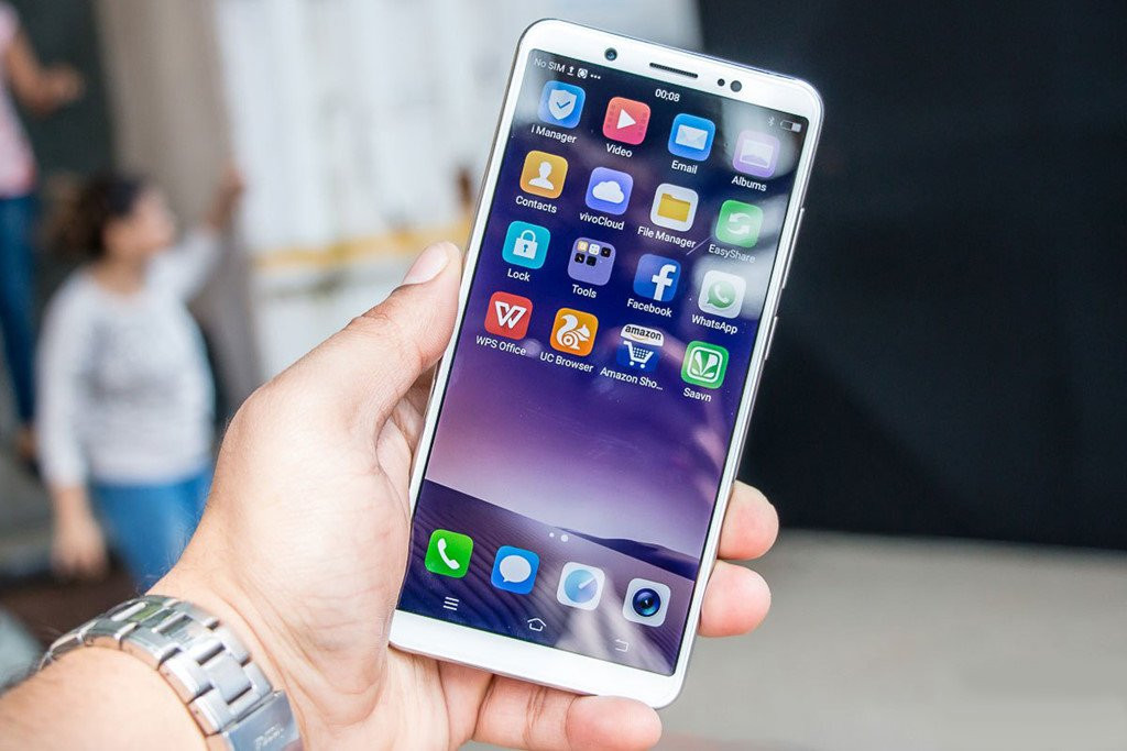 Loat dien thoai gia tot dip cuoi nam hinh anh 5