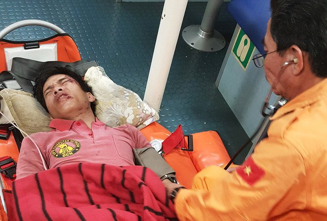 Vuot bien ngay cuoi nam cuu kip thoi ngu dan gap nan hinh anh 1