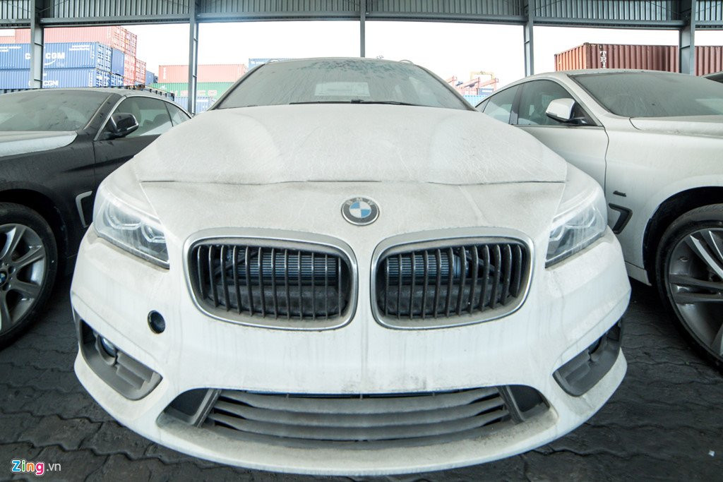 Can canh dan xe BMW hon 3 trieu USD phu bui o Sai Gon hinh anh 5