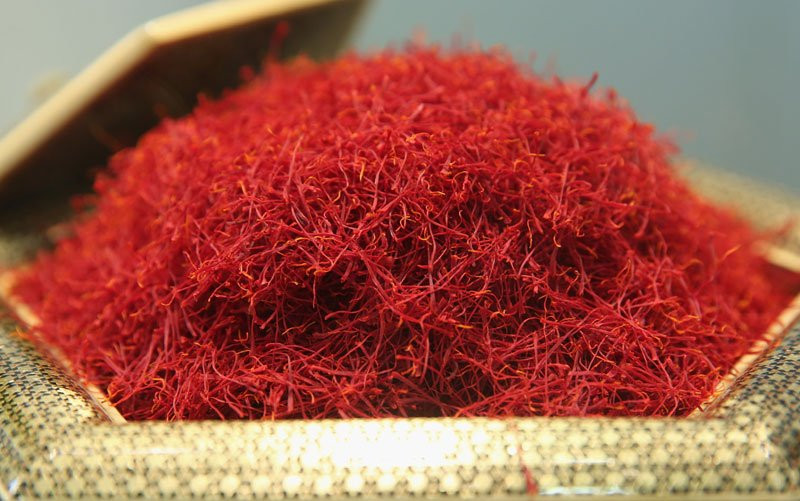 gia vị vàng ròng,nhụy hoa nghệ tây,sá sùng,hạt dổi rừng,nhà giàu việt,đặc sản nhà giàu