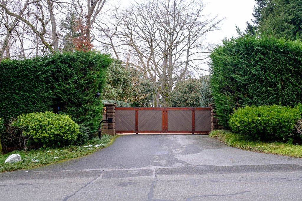 Khu vuc dat do co tu dinh cua hai ty phu giau nhat the gioi hinh anh 5