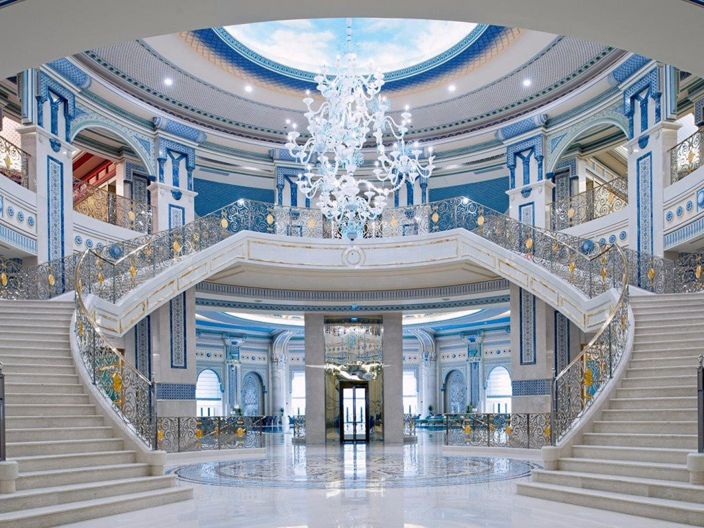 Ben trong khach san xa xi giam giu hoang than A-rap suot 2 thang hinh anh 14