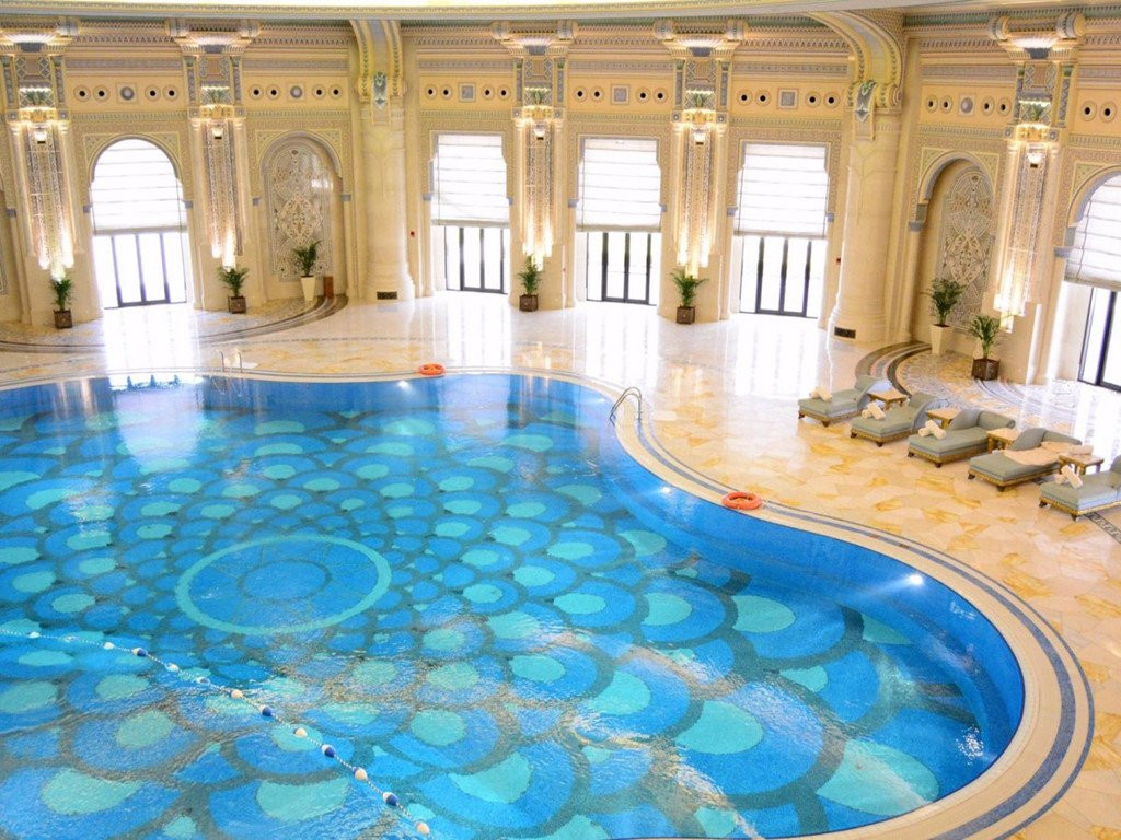 Ben trong khach san xa xi giam giu hoang than A-rap suot 2 thang hinh anh 9