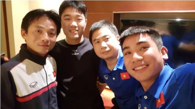 Độc quyền: Bác sĩ đội tuyển U23 lần đầu tiết lộ hình ảnh chăm sóc các cầu thủ vàng - Ảnh 6.