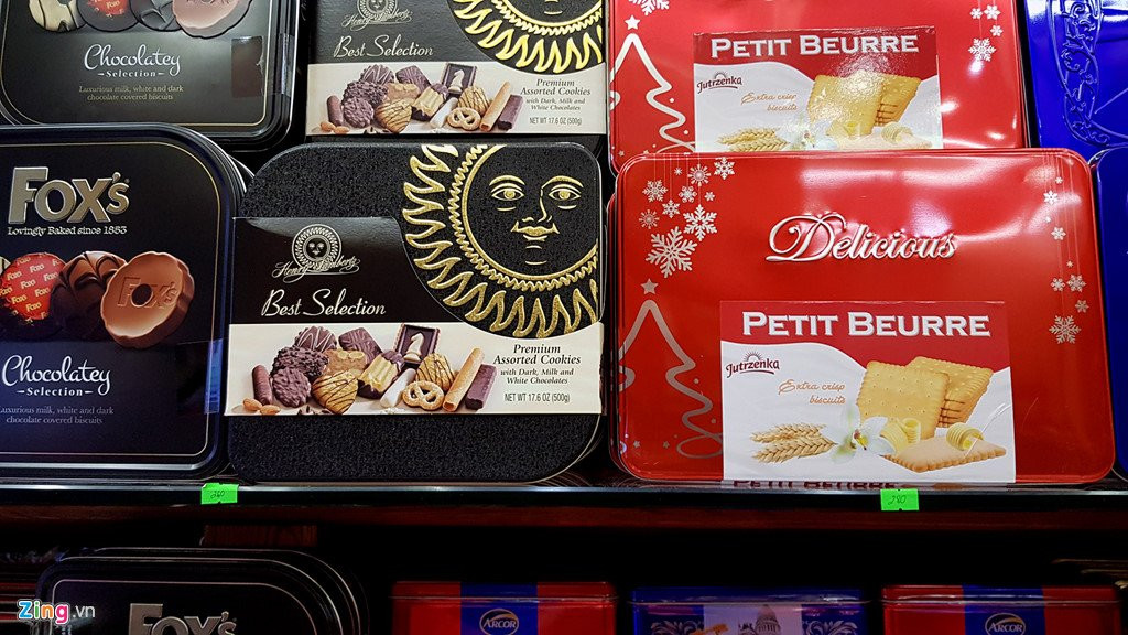 Nguoi dan do xo sam Tet, tuyen pho thoi trang te liet hinh anh 15