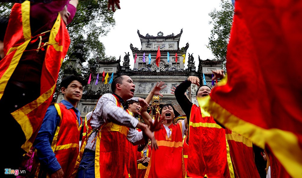 Ruoc phao khong lo, tung ho quan dam tai hoi Dong Ky hinh anh 14