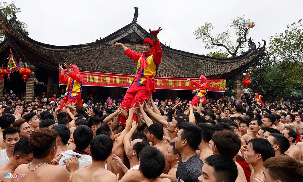 Ruoc phao khong lo, tung ho quan dam tai hoi Dong Ky hinh anh 16