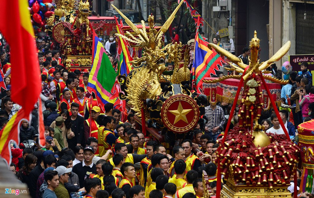 Ruoc phao khong lo, tung ho quan dam tai hoi Dong Ky hinh anh 3