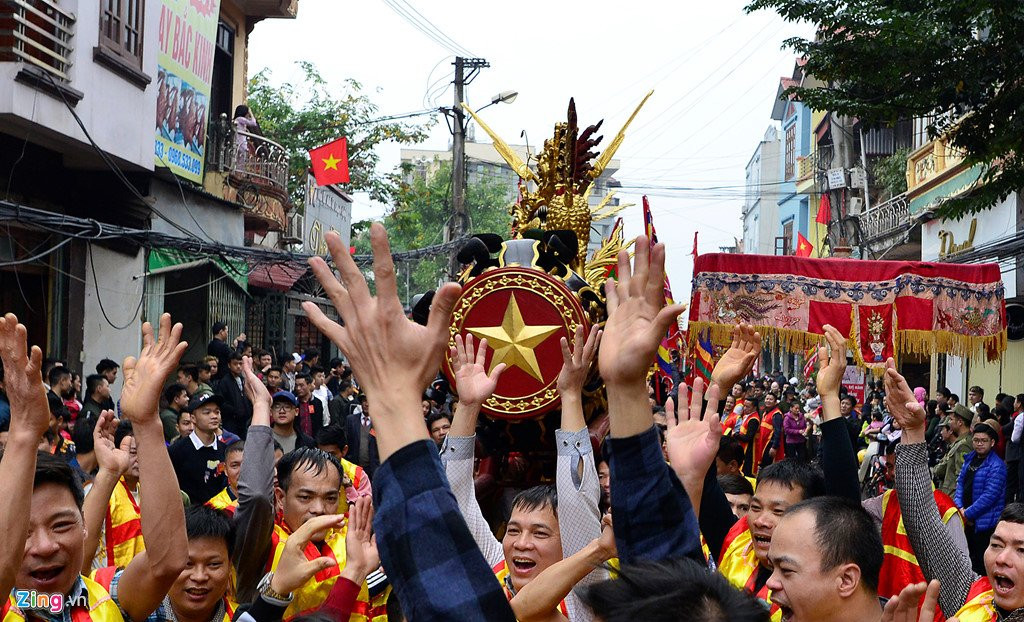 Ruoc phao khong lo, tung ho quan dam tai hoi Dong Ky hinh anh 4