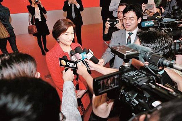 Tu cong nhan thanh nu ty phu tu than giau nhat Trung Quoc hinh anh 8