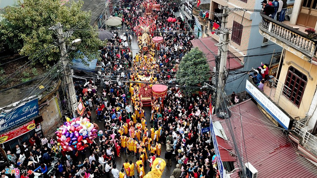Ruoc phao khong lo, tung ho quan dam tai hoi Dong Ky hinh anh 1