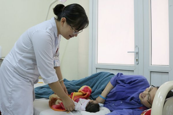 vỡ tử cung,tử cung,đẻ mổ