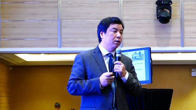 BS Hoàng Công Lương làm sao có thể nhìn, nếm để phát hiện ra nước nhiễm độc được? - Ảnh 1.