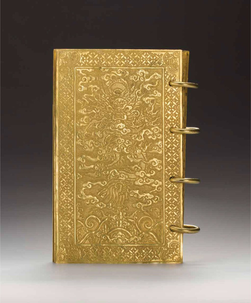 Bo suu tap an va kiem vang quy hiem trieu Nguyen hinh anh 10