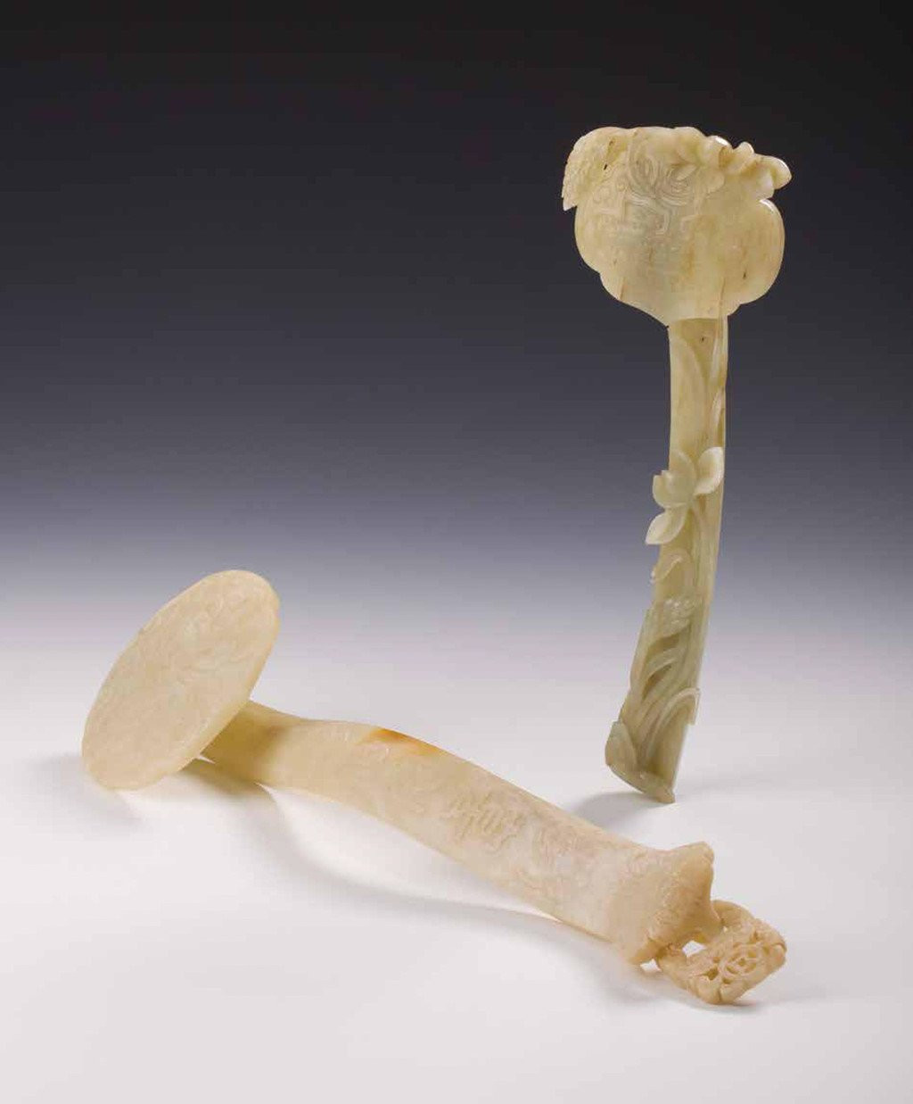 Bo suu tap an va kiem vang quy hiem trieu Nguyen hinh anh 12