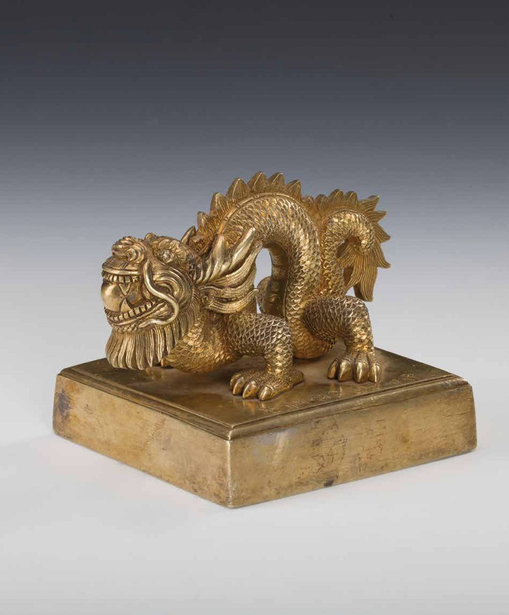 Bo suu tap an va kiem vang quy hiem trieu Nguyen hinh anh 4