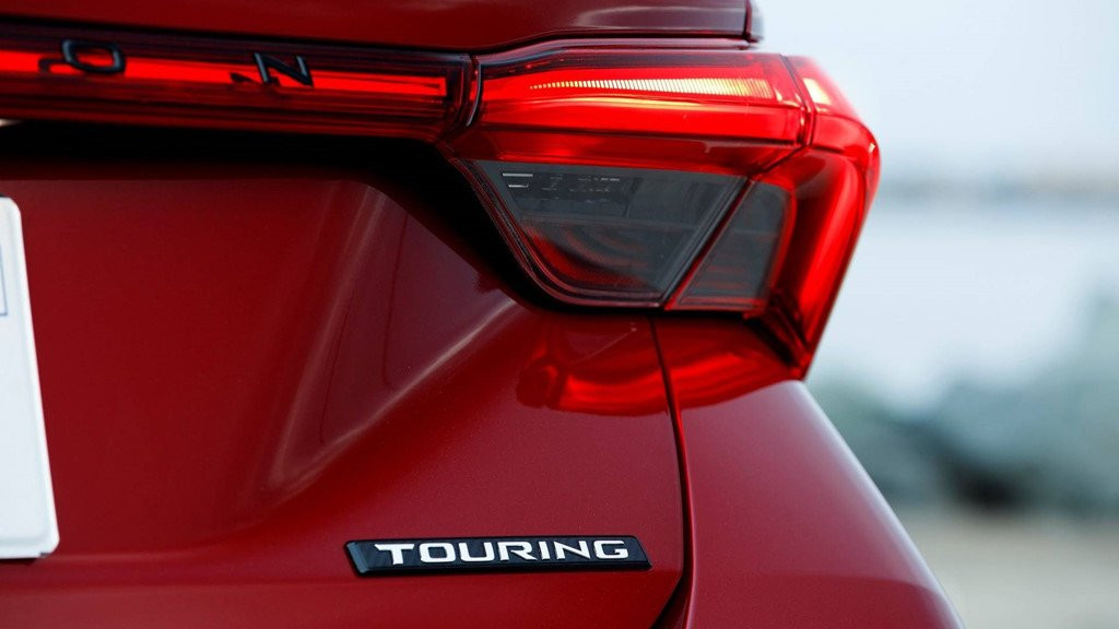 Toyota Avalon 2019 ra mat: Nhieu cong nghe, gia tu 35.500 USD hinh anh 6