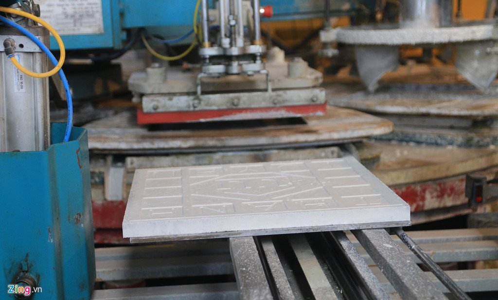 Ben trong nha may tai che xi tro nhiet dien lon nhat Viet Nam hinh anh 11