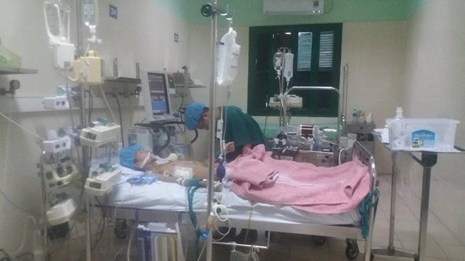 Nam sinh suy tim voi cau noi am anh bac si: 'Bao gio co tim bac nhi?' hinh anh 1