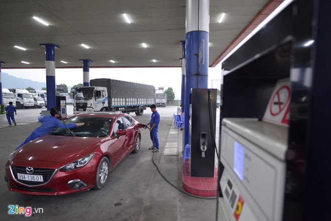 Cac Bo noi gi chuyen Bo Tai chinh tang thue moi truong voi xang dau? hinh anh 3