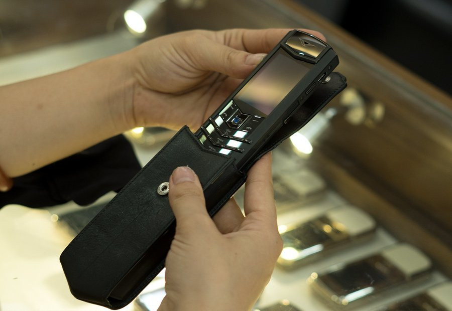 sưu tầm điện thoại,bộ sưu tập điện thoại,điện thoại,điện thoại Nokia,điện thoại Vertu