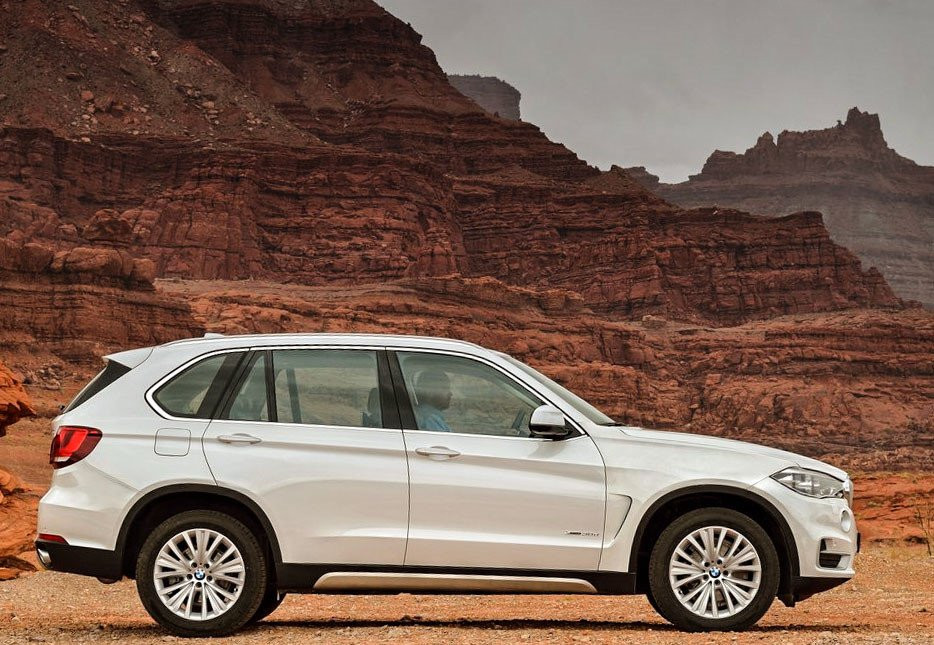 BMW X5 2019 khac biet gi so voi the he cu? hinh anh 21