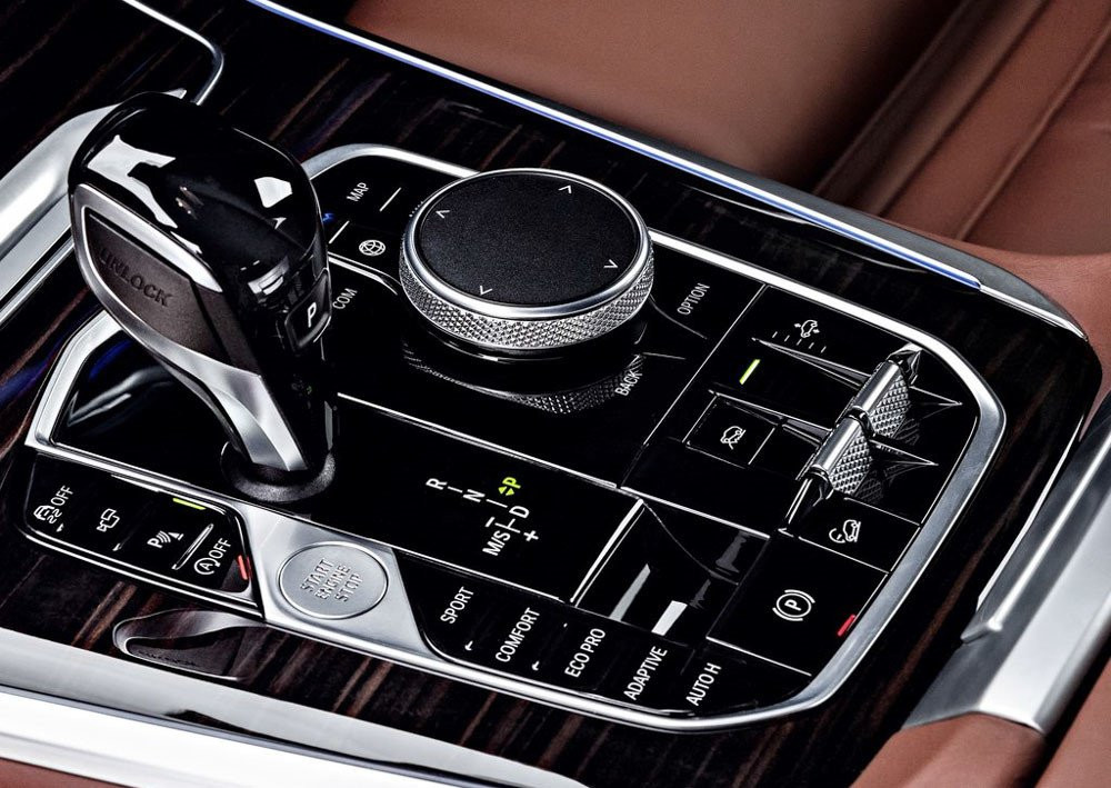 BMW X5 2019 khac biet gi so voi the he cu? hinh anh 18