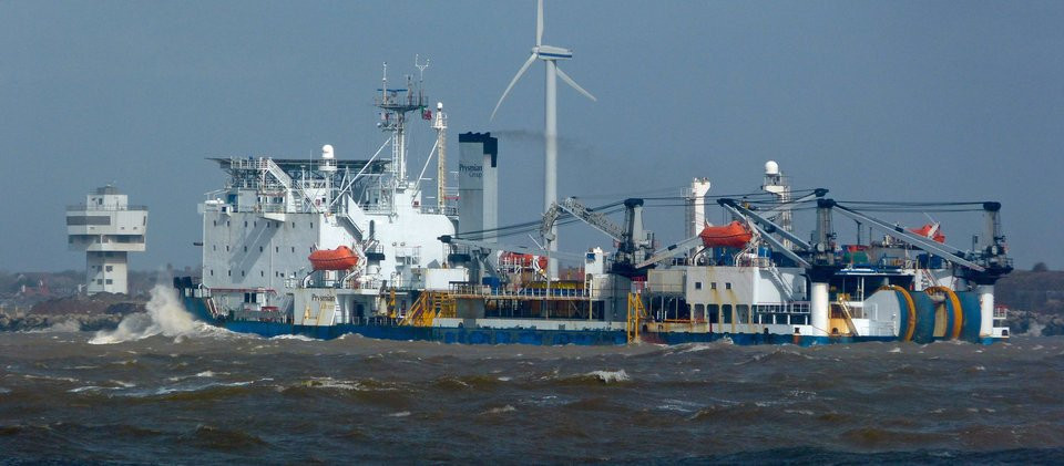 Su that bat ngo ve cap bien - xuong song Internet toan cau hinh anh 5