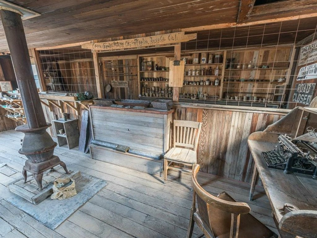 Can canh thi tran duoc rao ban voi gia chua toi 1 trieu USD tai My hinh anh 11