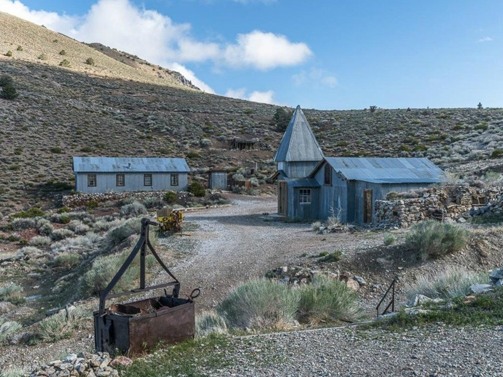 Can canh thi tran duoc rao ban voi gia chua toi 1 trieu USD tai My hinh anh 12