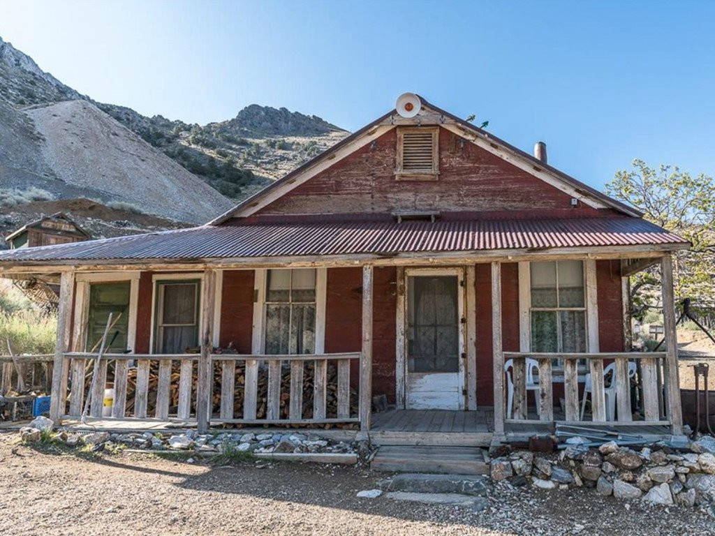 Can canh thi tran duoc rao ban voi gia chua toi 1 trieu USD tai My hinh anh 7