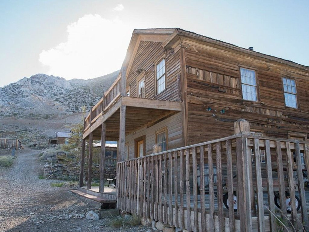 Can canh thi tran duoc rao ban voi gia chua toi 1 trieu USD tai My hinh anh 9