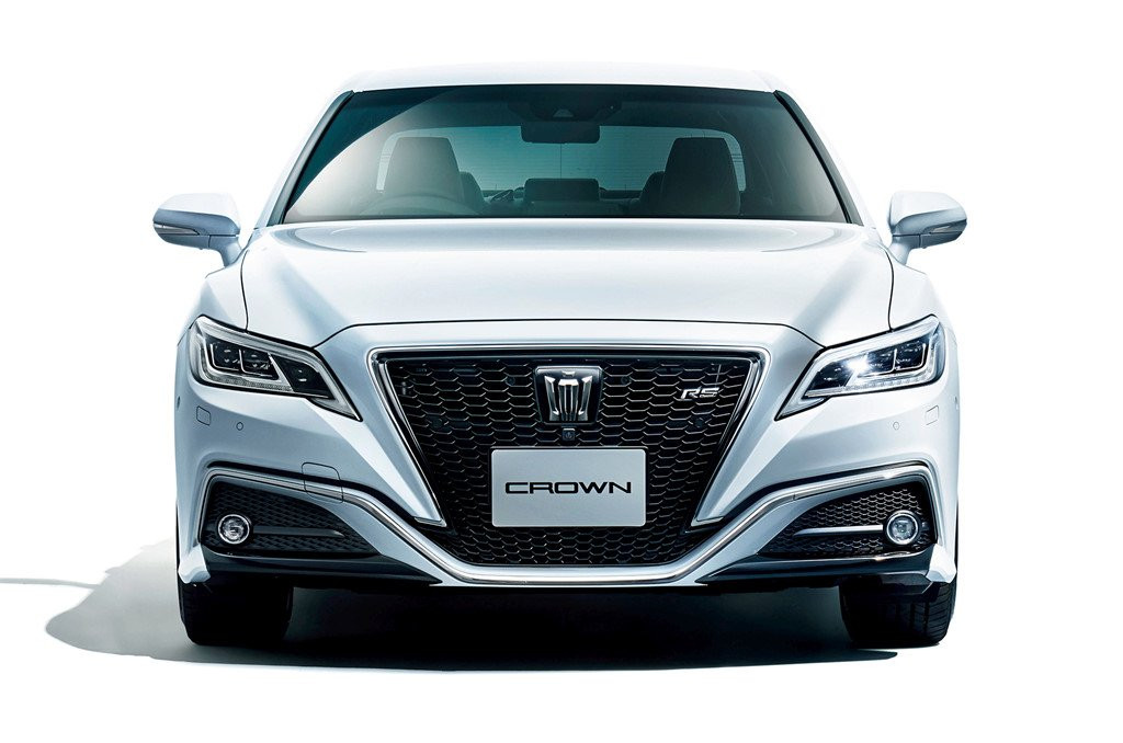 Toyota Crown 2018 - khi hang binh dan san xuat sedan hang sang hinh anh 2