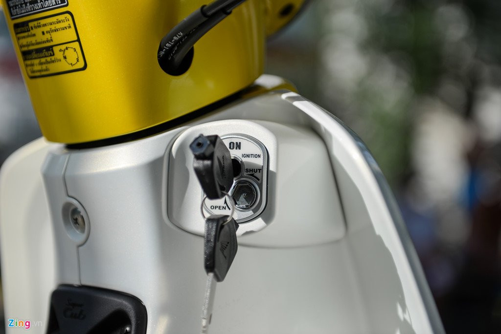 Huyen thoai Honda Super Cub doi 2018 gia 80 trieu dong ve VN hinh anh 6