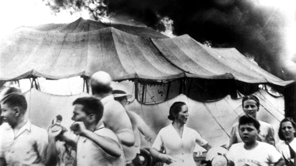 Ngày này năm xưa: Bí ẩn vụ hỏa hoạn ám ảnh nhất lịch sử Mỹ