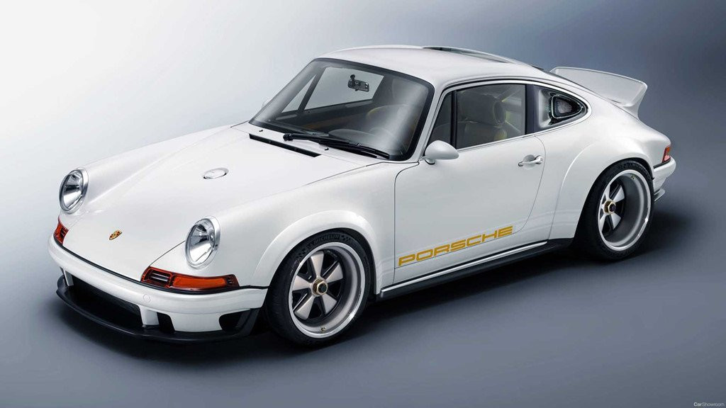 Porsche 911 doi 1990 gia 1,8 trieu USD dat hon sieu xe hien dai hinh anh 2