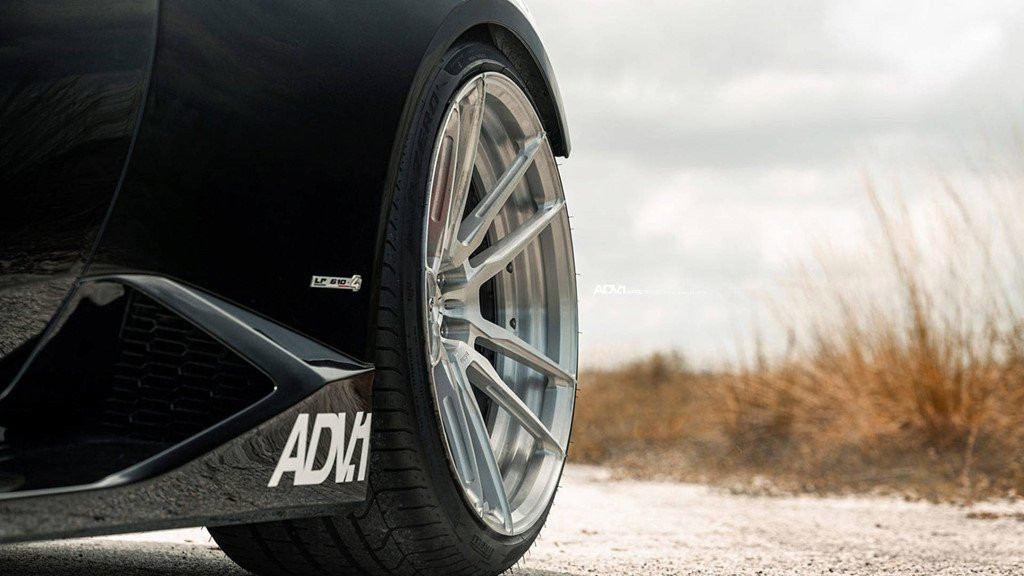 Sieu xe Lamborghini Huracan gay an tuong voi thiet ke quai di hinh anh 5