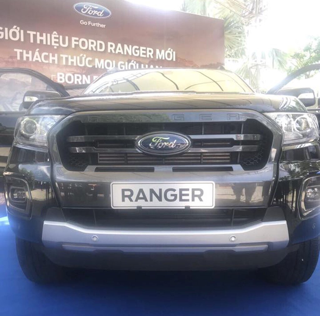Ford Everest 2018 xuat hien tai VN, gia tam tinh tu 850 trieu dong hinh anh 7