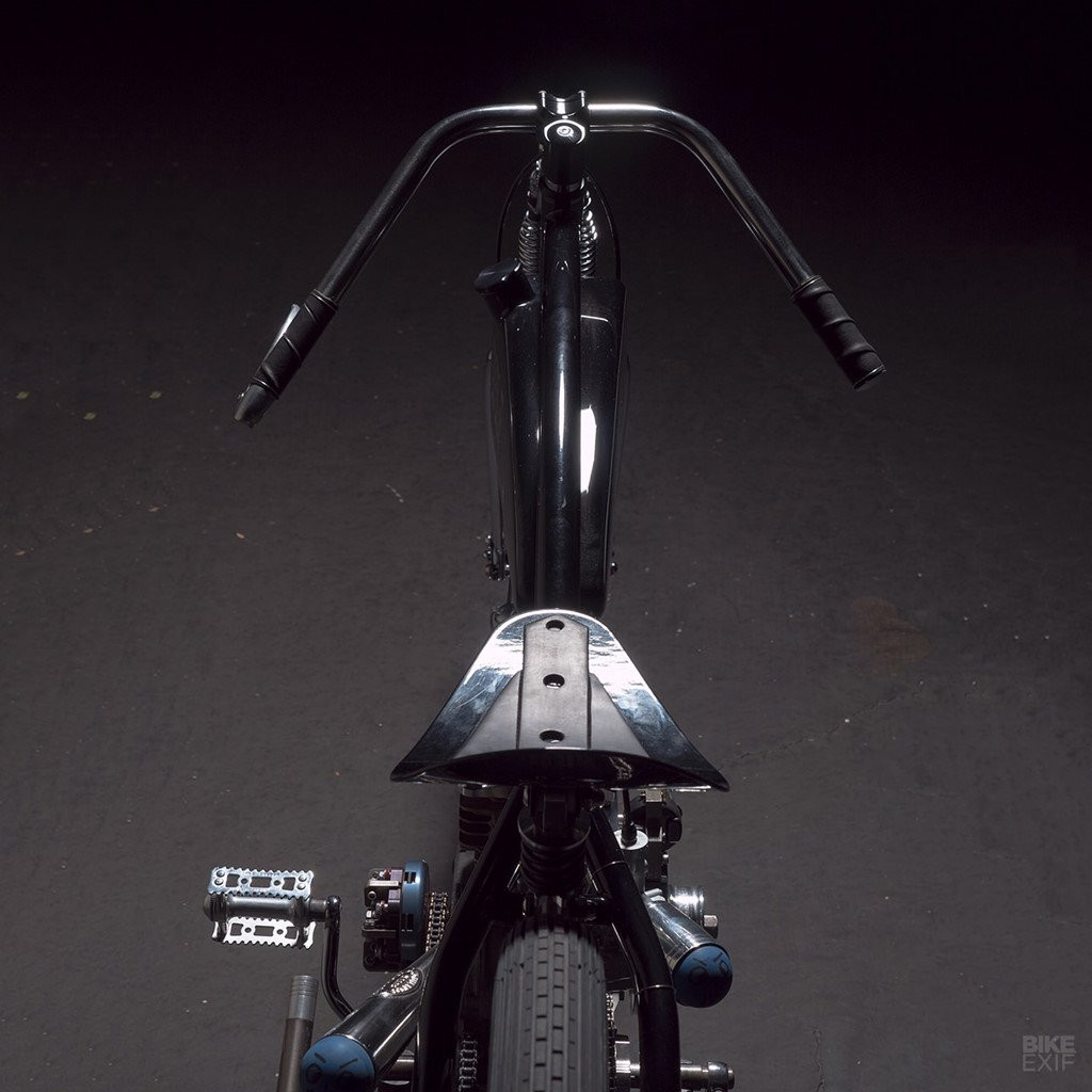 Xe do phong cach Tracker mang trai tim cua may cat co hinh anh 9