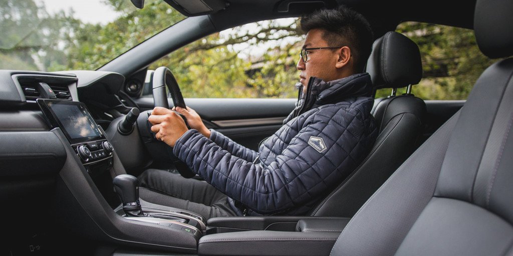 So sanh Honda Civic va Mazda 3 phien ban 2018 hinh anh 5