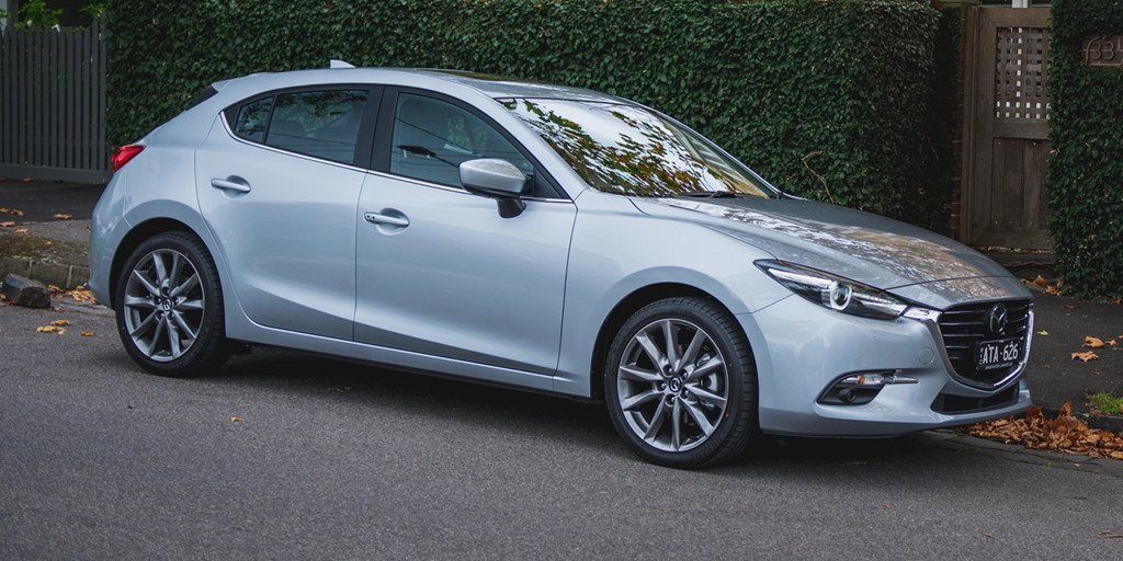 So sanh Honda Civic va Mazda 3 phien ban 2018 hinh anh 2