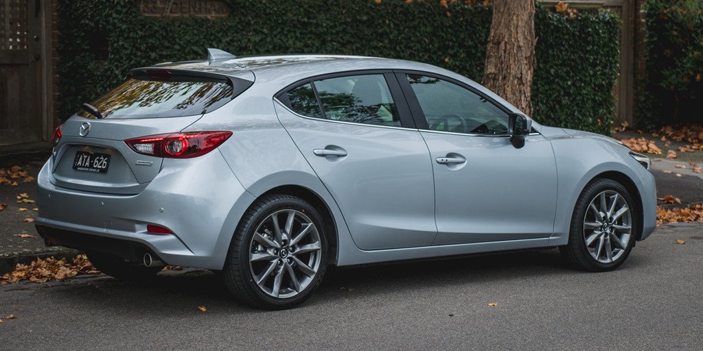 So sanh Honda Civic va Mazda 3 phien ban 2018 hinh anh 3